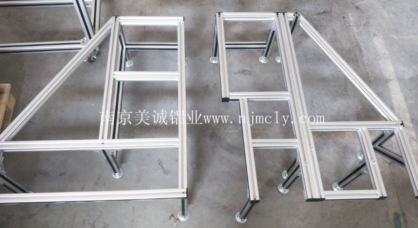你知道氧化后的工業鋁型材框架優點嗎？02